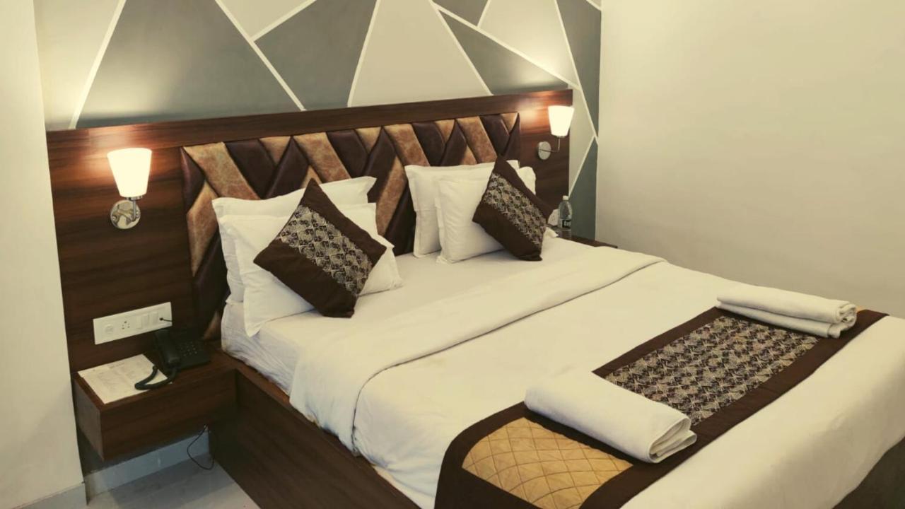 Rajdhani Resort Лонавла Екстер'єр фото