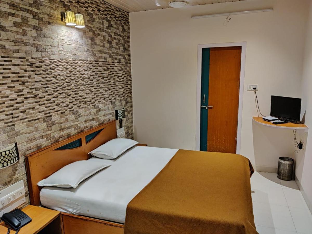 Rajdhani Resort Лонавла Екстер'єр фото